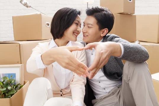 上海私人调查:婚姻里相敬如“冰”怎么办?